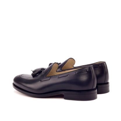 Schwarzer Loafer mit Quasten